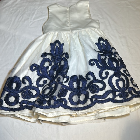 American Princess - Picture 2 of 2